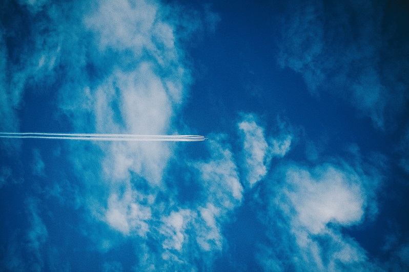 Qual è l'altezza massima che può raggiungere un aereo di linea?