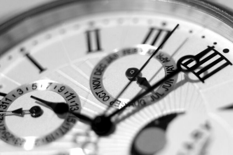 Quante sono le ore di lavoro e le ferie che fa un pilota di linea?
