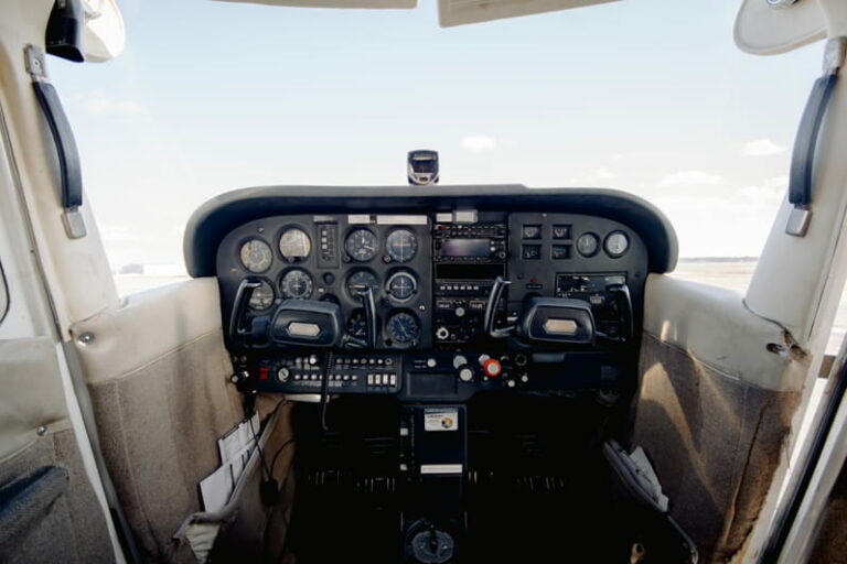 Come funziona il pilota automatico aereo?